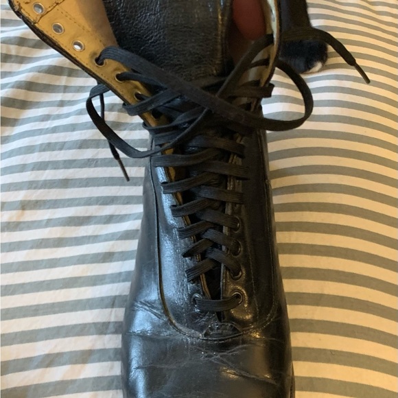 Shoes - 1940s vintage/antique black leather lace up boots